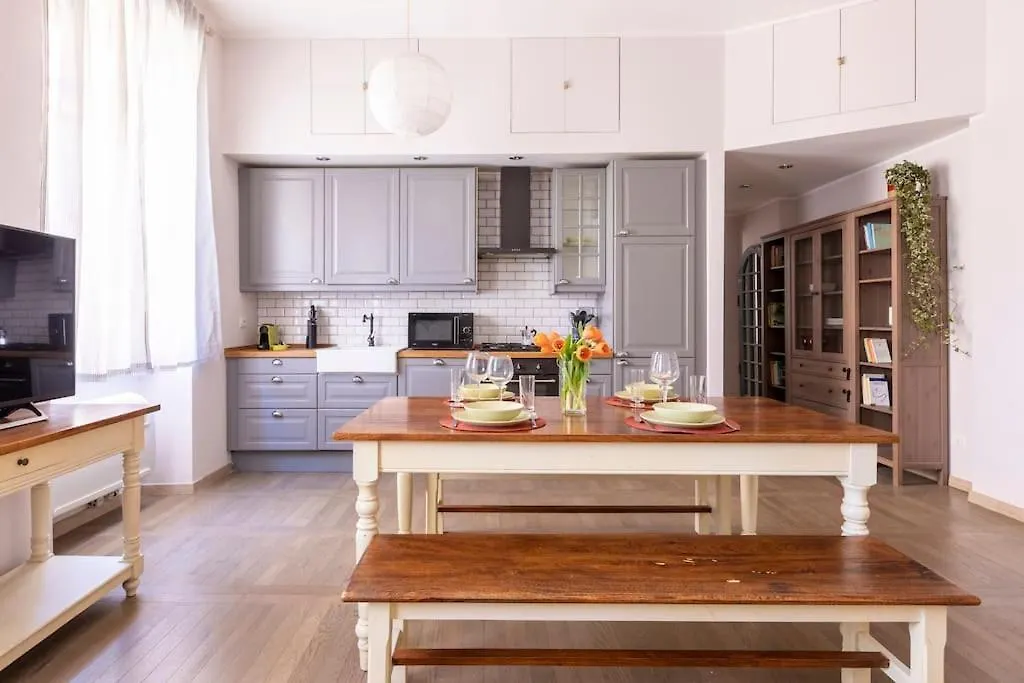 Casa Lante By Hili Apartment Rome